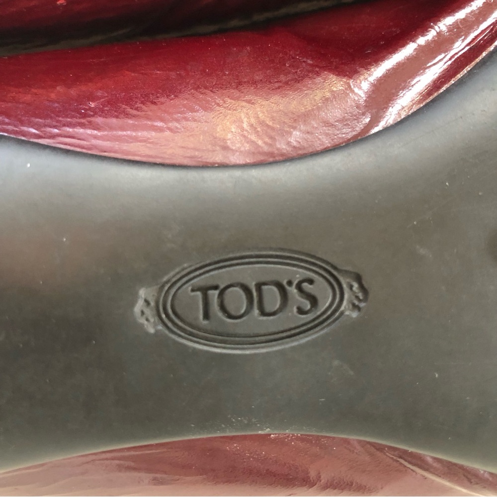 Tod’s Gommino Driving Loafers Burgundy Patent Leather 7.5 Italy - Picture 14 of 17